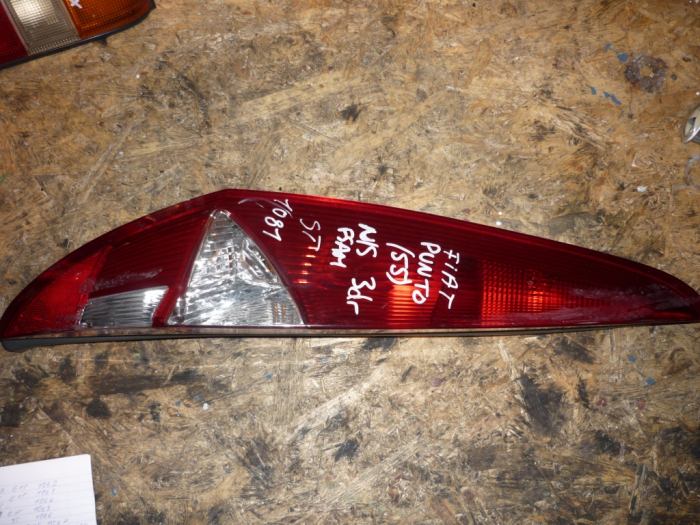 Stop stanga Fiat Punto 188 facelift , cod 517202910, an 2002-2009 [2]