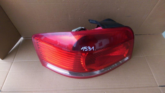 Stop stanga pentru Audi A3 8P, cod 8P0945095A [1]