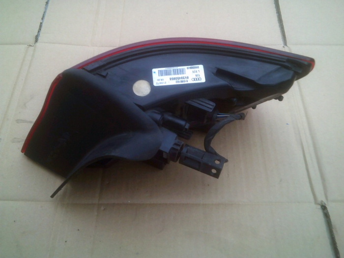 Stop stanga Audi A3 8V, 3 Usi /Sportback , cod 8V3945095B , an 2013-2021 [2]