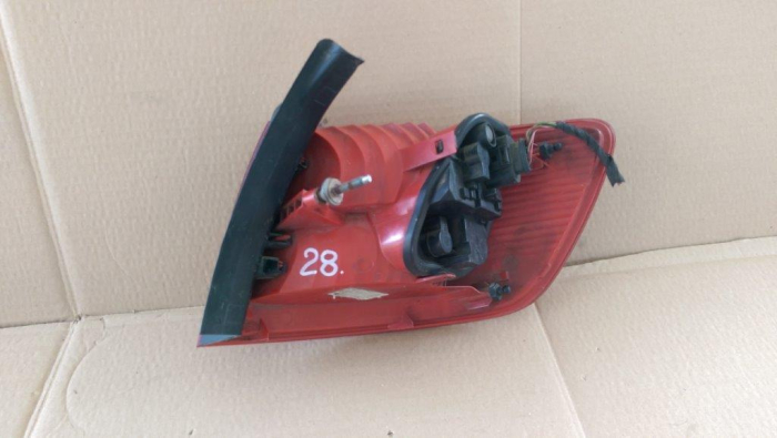 Stop stanga Audi A6 4F C6, combi, break, 89034302, an 2004-2007 [3]
