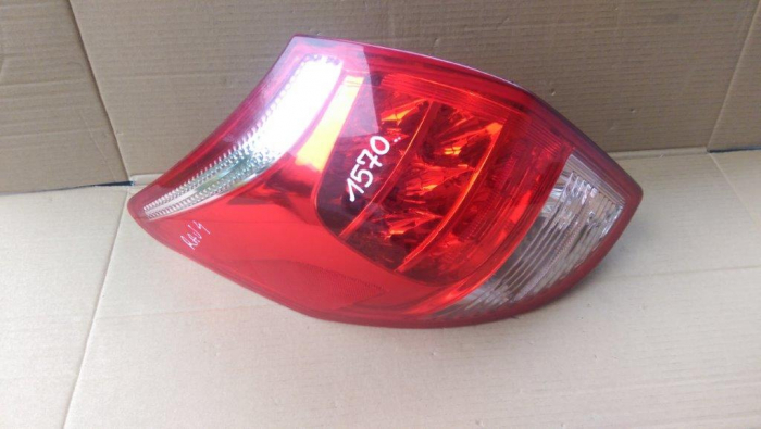Stop stanga pentru Toyota Rav4 XA 30 AN 2005-2010 [1]