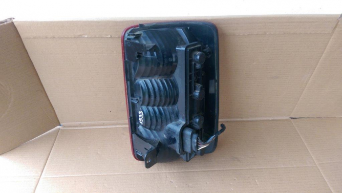 Stop stanga pentru Volkswagen Caddy 3, cod 2K0945111A [3]