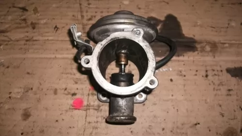 Supapa EGR pentru BMW Seria 1 E87, motorizare 2.0 Diesel, cod 7791480 [2]