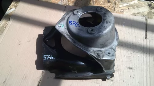 Suport dreapta pentru Peugeot 407 , motorizare 2.0 diesel, cod 446332C [1]