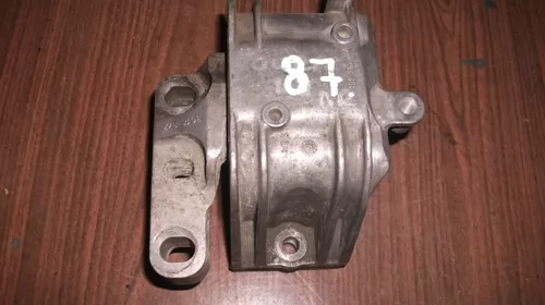 Suport dreapta pentru Volkswagen Touran 1T, motorizare 2.0 diesel, cod 1K0199262BA [1]