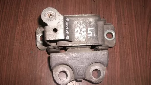 Suport pentru Fiat Grande Punto , motorizare 1.2 benzina, cod 071A236 [1]