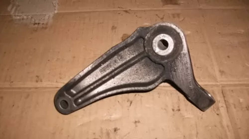 Suport pentru Ford C-max 1, motorizare 1.8 diesel, cod 3M51-6P093-AE [2]