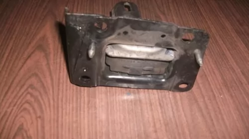 Suport pentru Peugeot 207 , motorizare 1.4 diesel, cod 9680293280 [2]