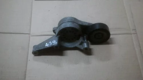 Suport pentru Volkswagen Golf 5, motorizare 2.0 diesel, cod 03G903315D [1]