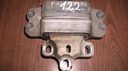 Suport pentru Volkswagen Passat B6, motorizare 2.0 diesel, cod 3C0199555R [1]