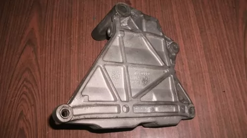 Suport pentru Volkswagen T5 , motorizare 2.5 diesel, cod 070903143C [2]