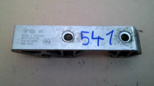 Suport pentru Volkswagen Touareg 7L, motorizare 3.0 diesel, cod 7L0411063B [1]