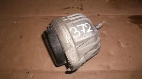 Suport stanga-dreapta pentru BMW Seria 3 E90, motorizare 2.0 diesel, cod 13981112 [1]