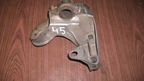 Suport stanga pentru Audi A4B7 , motorizare 2.0 diesel, cod 8E0199351 [1]