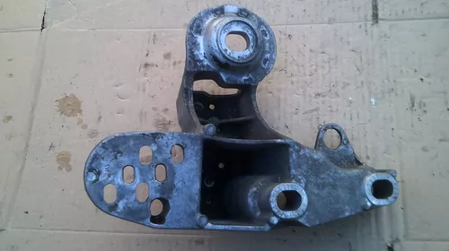 Suport stanga pentru Audi A4B7 , motorizare 2.0 diesel, cod 8E0199351 [2]