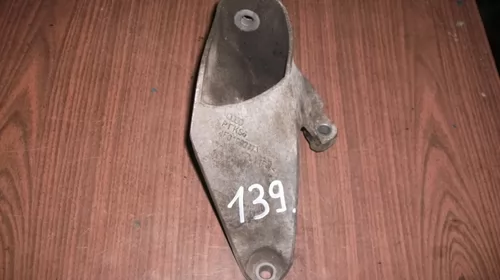 Suport stanga pentru Audi A6C6 , motorizare 2.0 diesel, cod 4F0199307N [1]