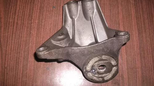 Suport stanga pentru Audi A6C6 , motorizare 3.0 diesel, cod 4F0399113B [2]