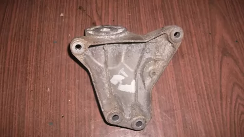Suport stanga pentru Audi A6C6 , motorizare 3.0 diesel, cod 4F0399113B [2]