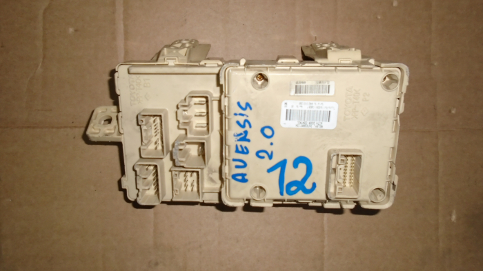 Tablou Sigurante pentru Toyota AVENSIS T250, cod 82641-CA020-F [1]