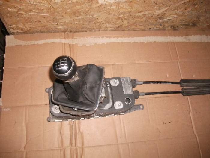 Timonerie pentru Volkswagen golf5 , motorizare 1.6 benzina, cod 1K0711091A [2]