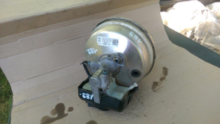 Tulumba pentru Audi A6 C7, cod 4G1612103G [3]