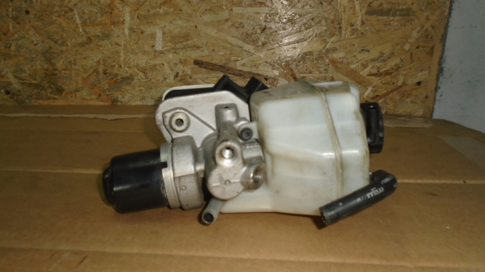 Tulumba pentru Mercedes E-class W211, cod A2114300302 [3]