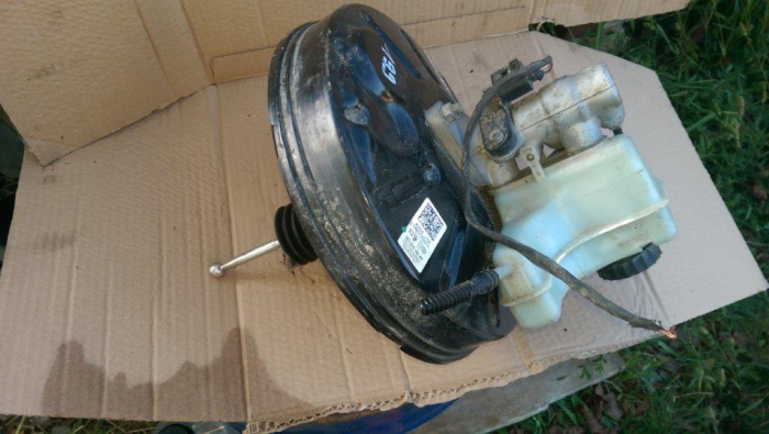 Tulumba pentru Volkswagen Passat B7, cod 3C1614105AP   ,   3C1611301 [4]