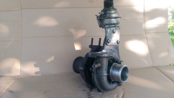 Turbosuflanta pentru Fiat Bravo , motorizare 1.6 diesel, cod 55220701 [2]