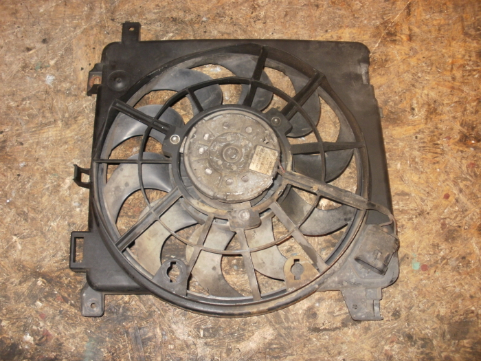 Ventilator racire pentru Opel ASTRA H, motorizare 1.7 DIESEL, cod 24467444 [2]