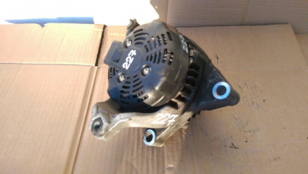 Alternator pentru BMW Seria 3 F30, cod 104211-8181    ,   7640131-03 [2]