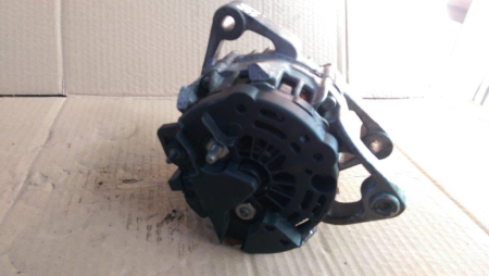 Alternator Opel Astra G, Zafira A, motor 2.0 DTI, 70 A, 0124225004, 90561167, an 2000-2009 [1]