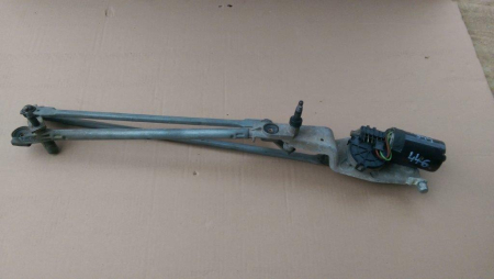 Motoras - Ansamblu stergatoare cu motoras fata pentru Ford Focus 1, an de fabricatie 1998 - 2004, cod XS41-17508-BB