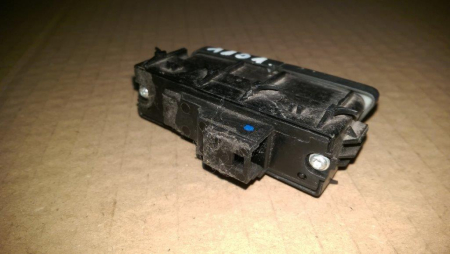 Butoane - Buton usa fata stanga blocare - deblocare usi Mercedes C-Class, W204, A2048706410, an 2007-2015