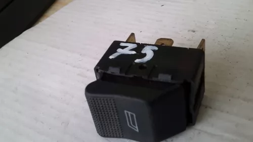 Butoane - Butoane pentru Audi A4B5 , cod 4D0959855