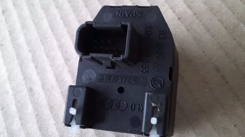 Butoane pentru Audi A4B5 , cod 8D0959565A [1]