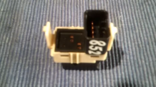 Butoane pentru Citroen C-Crosser , cod 8610A051 [1]