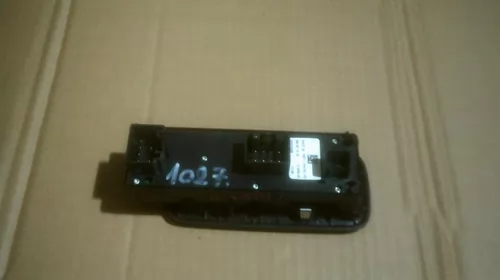 Butoane - Butoane pentru Ford Fiesta 6, cod 8A6T-14A132-CC