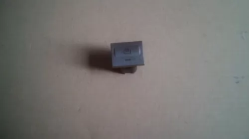 Butoane pentru Ford Focus 2, cod 8V4T-18C621-AB [1]