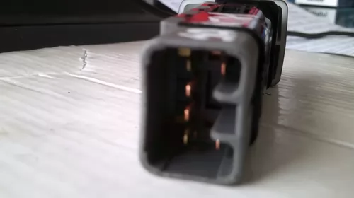 Butoane pentru Hyundai Santa fe 1, cod 93710-26500 [1]