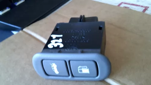 Electrica si electronica auto - Butoane pentru Kia Sorento BL, cod 93550-3E000