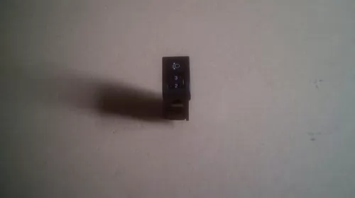 Butoane pentru Mazda 3 BK, cod BP4K666F0, 04057810 [1]