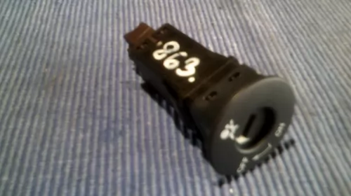 Electrica si electronica auto - Butoane pentru Nissan Micra K12