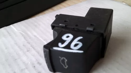 Butoane - Butoane pentru Volkswagen Passat B5, cod 1J0959831A