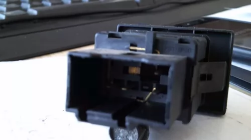 Butoane pentru Volkswagen Touareg 7L, cod 7L6919235A [1]