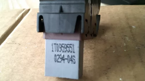 Butoane pentru Volkswagen Touran 1T, cod 1T0959551 [1]