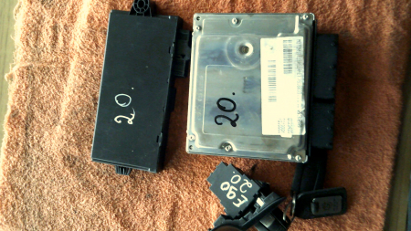 Calculator motor pentru BMW Seria 3 E90, motorizare 2.0 diesel, cod 0281014239, 5WK495130BR, DDE 7810001 [1]