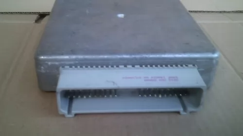 Calculator motor pentru Ford Fiesta 4, motorizare 1.3 benzina, cod XS6F-12A650-AKB [1]