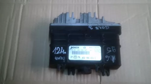 Module si calculatoare - Calculator motor pentru Volkswagen Golf 3, motorizare 1.6 Benzina, cod 032906026E, 0261203304/305