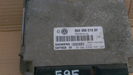 Calculator motor pentru Volkswagen Golf 4, motorizare 1.6 benzina, cod 06A906019BF   ,   5WP4858 [1]