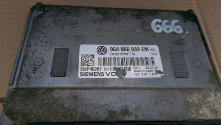 Calculator motor pentru Volkswagen Golf 5, motorizare 1.6 benzina, cod 06A906033EM   ,   5WP40267 [2]